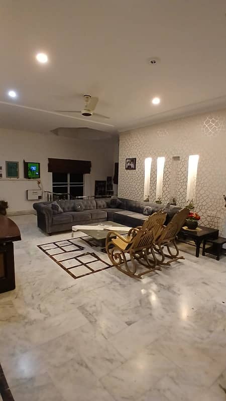 32 Marla Used House Available For Sale 6 Beds Eme Lahore Pakistan 2