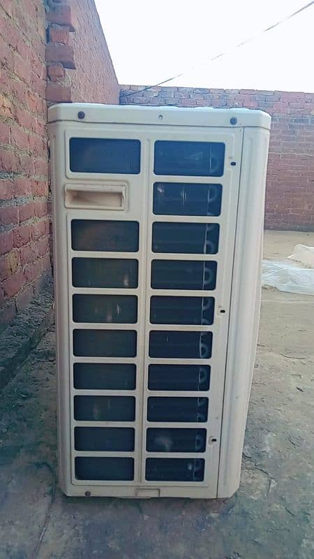 Gree DC inverter Ac heat and cool 1.5 ton 10