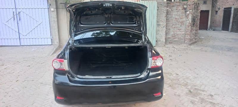 Toyota Corolla XLI 2011/12 Black 17