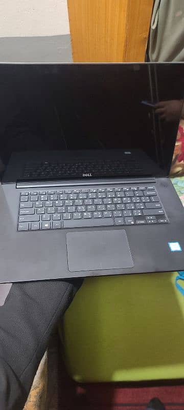 Dell Precision 5520 7