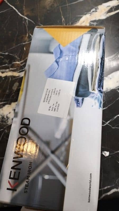 Kenwood Steam Iron full New Packed 0