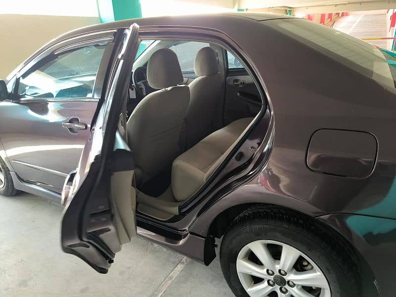 Toyota Corolla Altis 2013 1.6 3