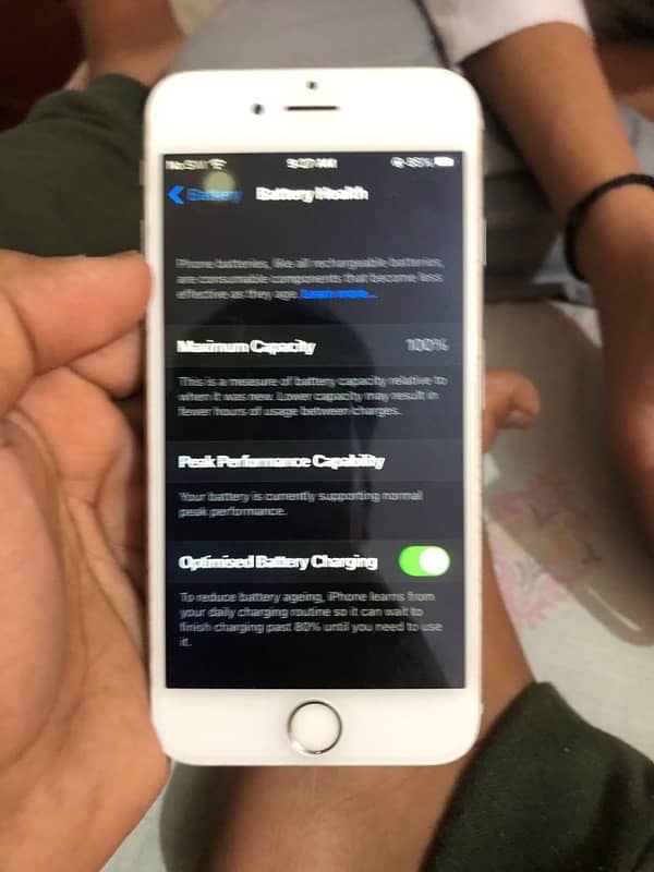 iphone 6s / pta approved / 16 gb 7