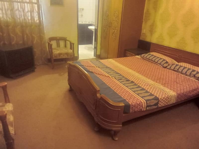 10 marla full furnished 3 bedroom in model town Q block for sale 20