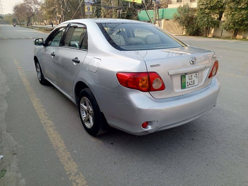 Toyota Corolla GLI 2010 16