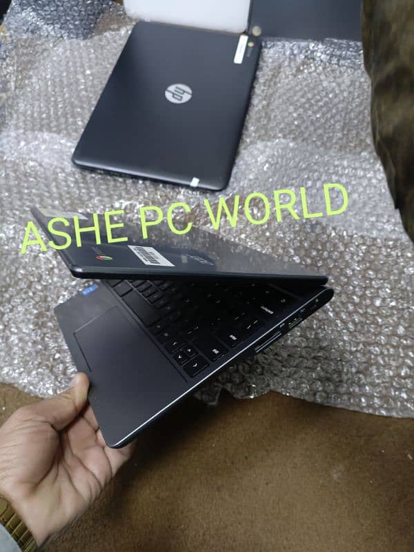 Acer c720p, Ram 4 GB, Rom 128 GB ssd, 12" display 2