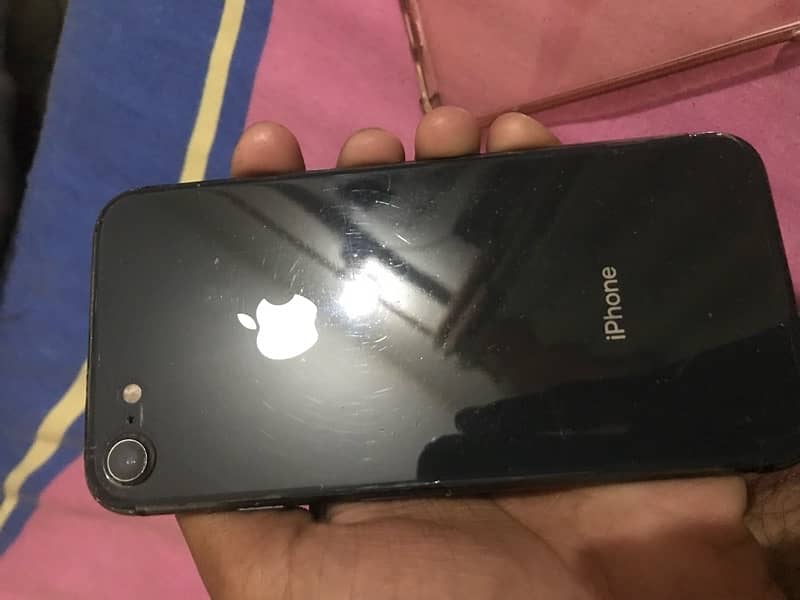 Iphone 8 pta 10/10 condition 1