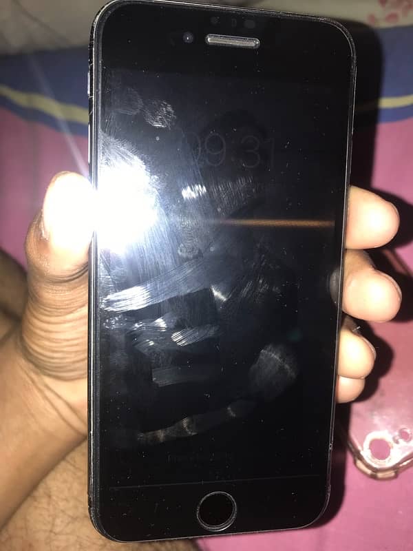 Iphone 8 pta 10/10 condition 5