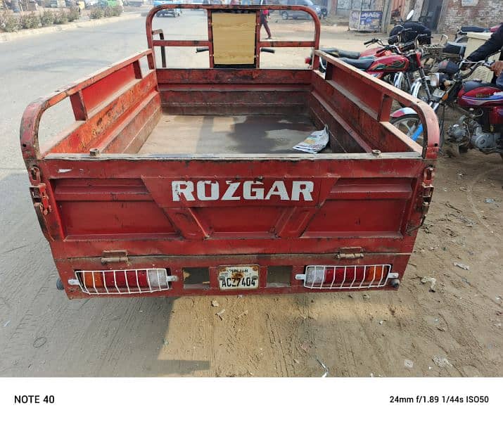 100 cc Loader rickshaw 100% 10/10 every thing 3