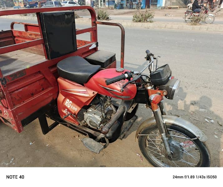 100 cc Loader rickshaw 100% 10/10 every thing 9