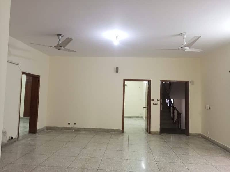 F10 Top location Portion available for Rent 7