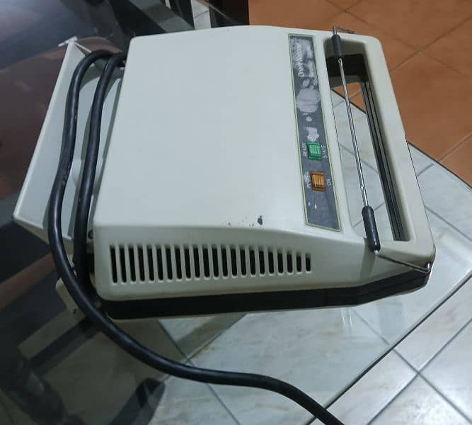 sandwich maker perfect working condition 0