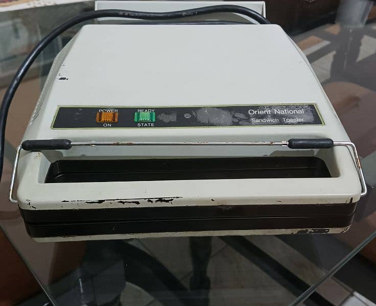 sandwich maker perfect working condition 1