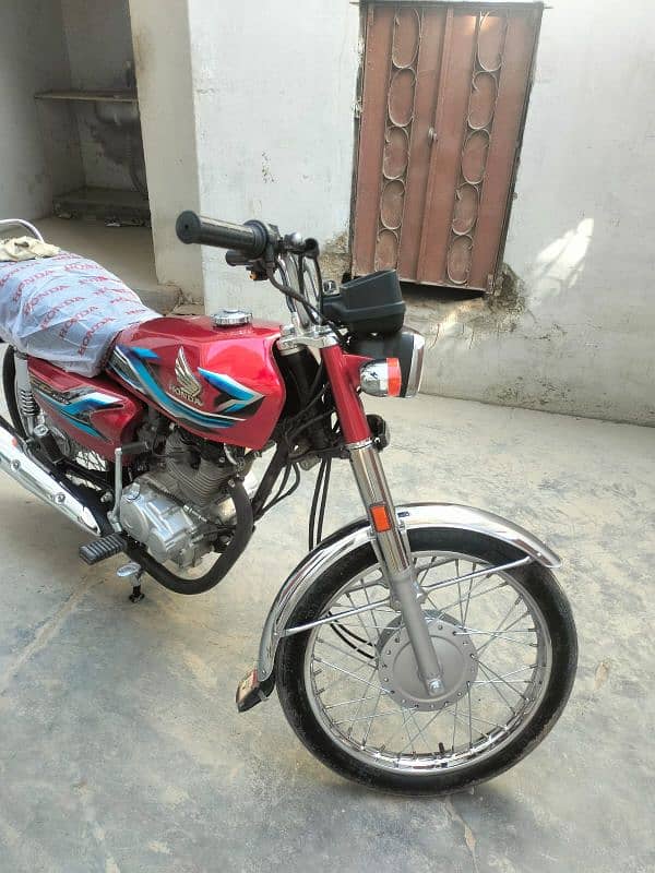 HONDA 125 2024 (HYDERABAD NUMBER) 1