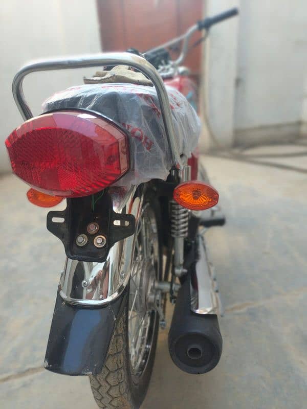 HONDA 125 2024 (HYDERABAD NUMBER) 7