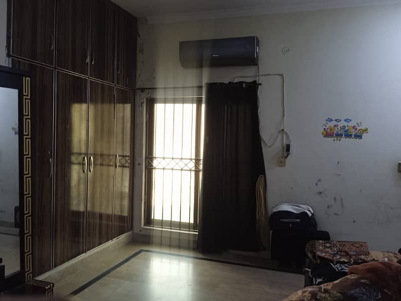 16 Marla Upper Portion for Rent in al Hamra Town for Family 9