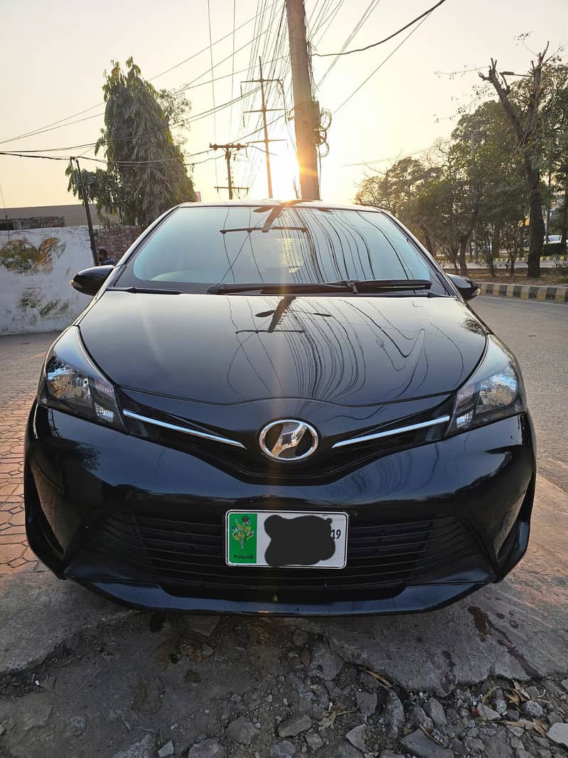 Toyota Vitz 2016 Model 0