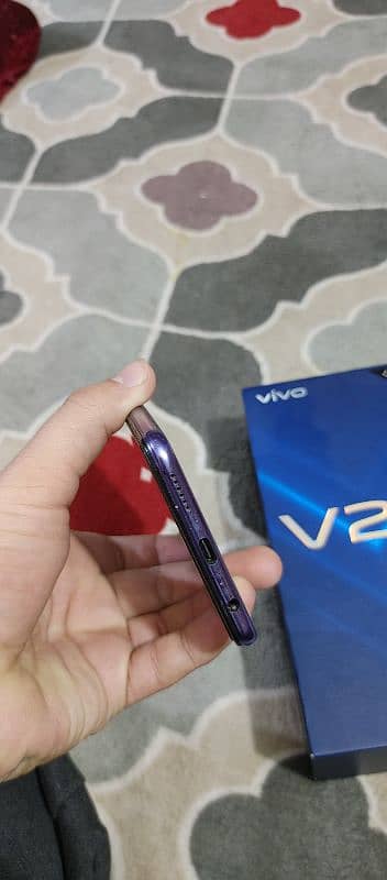 vivo v20 8/128 5