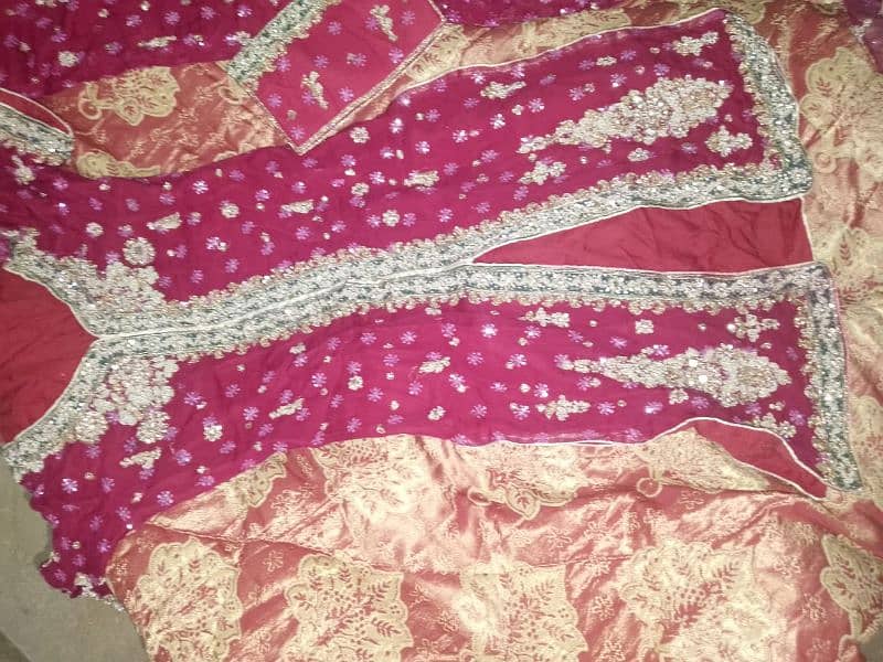 Bridal lehnga for sale 4