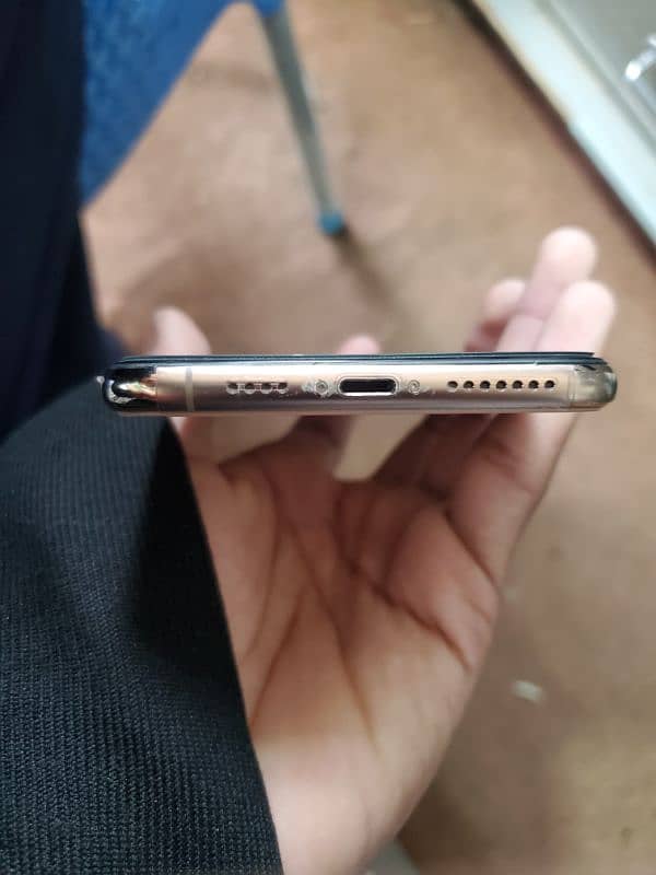 iphone xsmax official pta approved 2