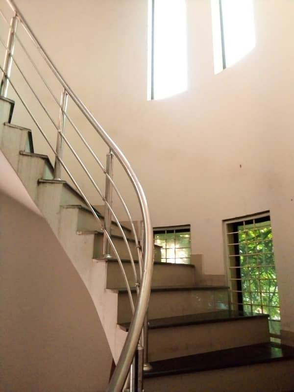 15 Marla (Corner House) For Sale on  (Dc - Colony) (Rachna Block) Excellent Opportunity 4