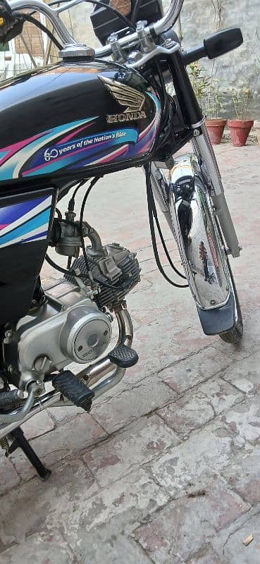 Honda cd70 Black 2