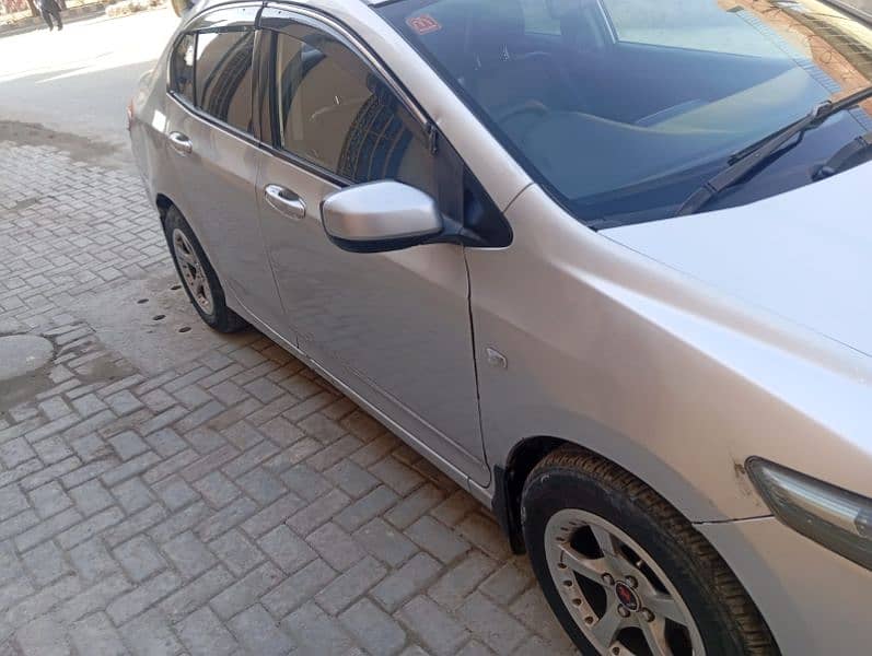 Honda City Aspire 2010 4