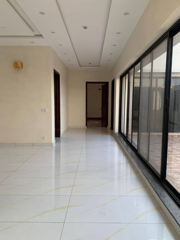 45000 Sq. Ft Independent Commercial Building For Rent 27