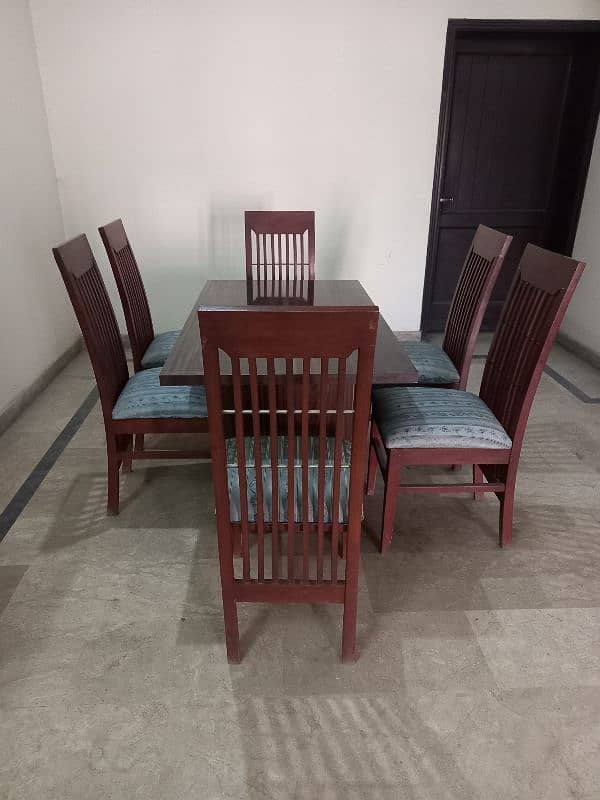 Dining Tabe with 6 Chairs in Excellent Condition Rs. 45000/- 4