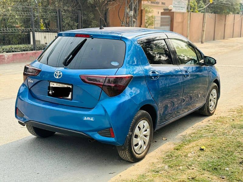 Toyota Vitz 2018/2022 7