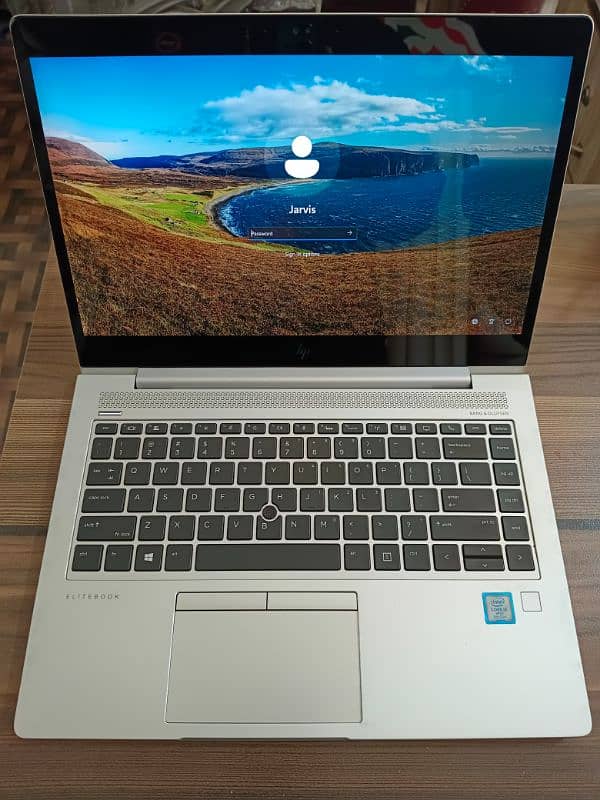 HP Elitebook Core i5 8th Gen 8Gb/256Gb SSD Touch Screen 3