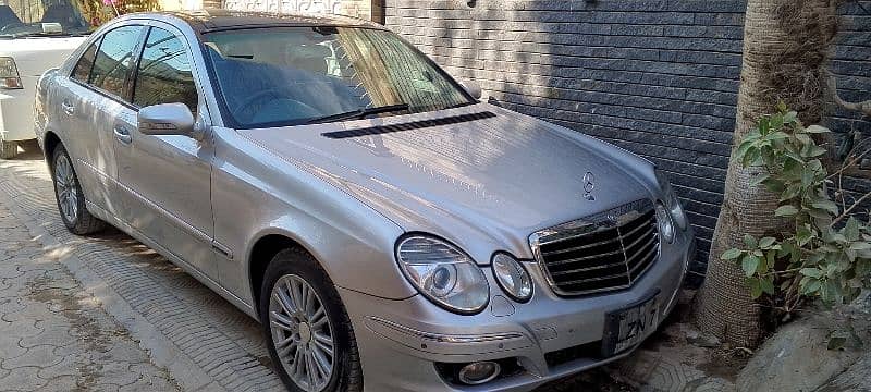 Mercedes E Class 2005 5