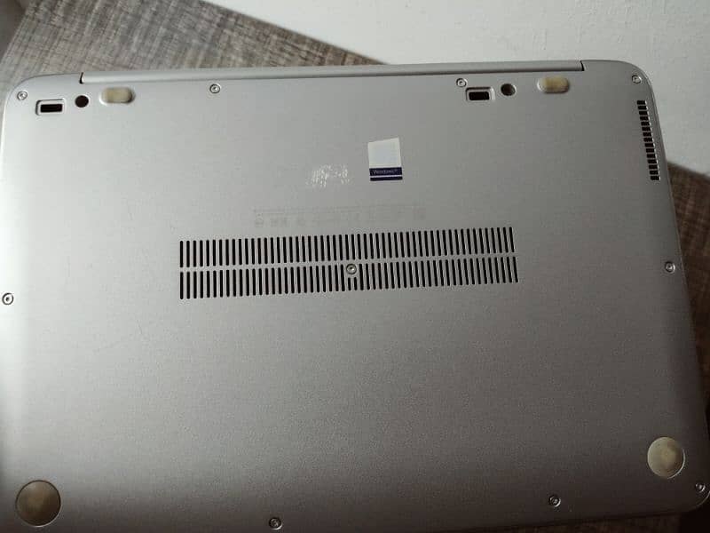 HP Elitebook 1040G3 2