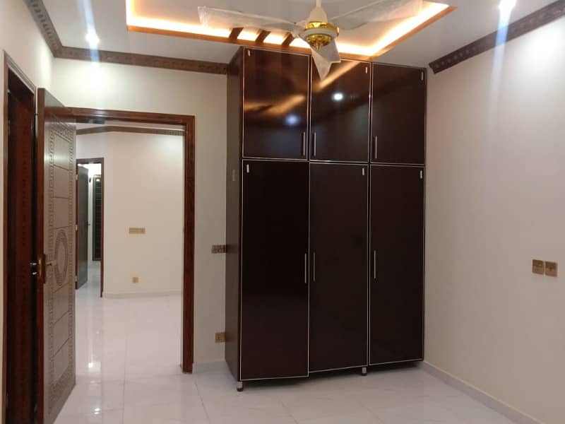 House Is Available For sale In Johar Town Phase 2 - Block R1 8