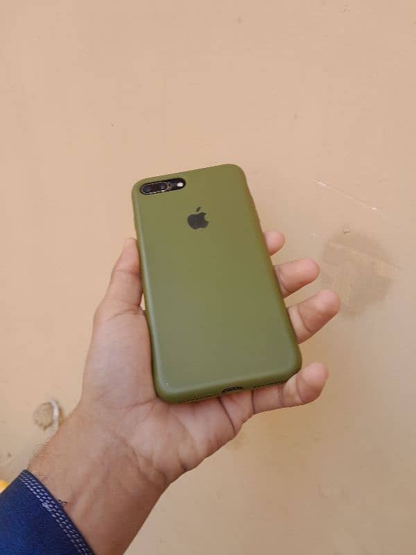 iPhone 7 Plus 32gb Pta proved Jv 1