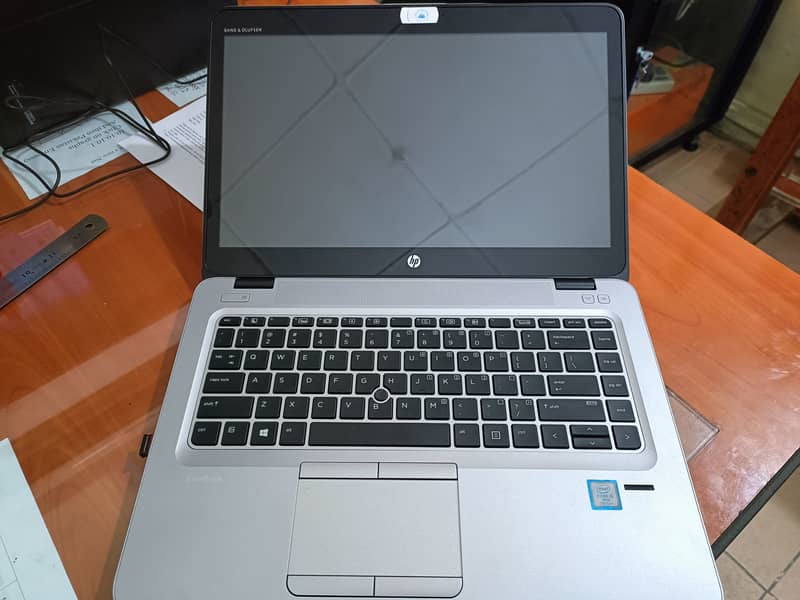 HP840 G4 i5-7300U 12gb RAM 256gb SSD, Touch screen, Original Charger 1