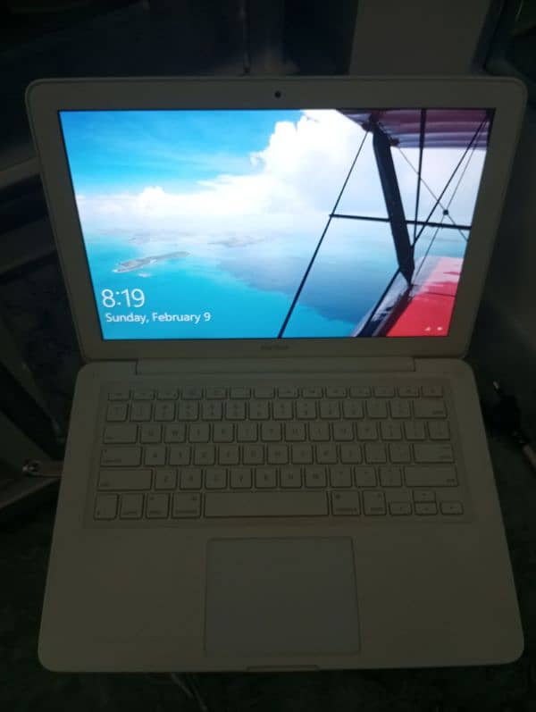 mackbook EX captain 2