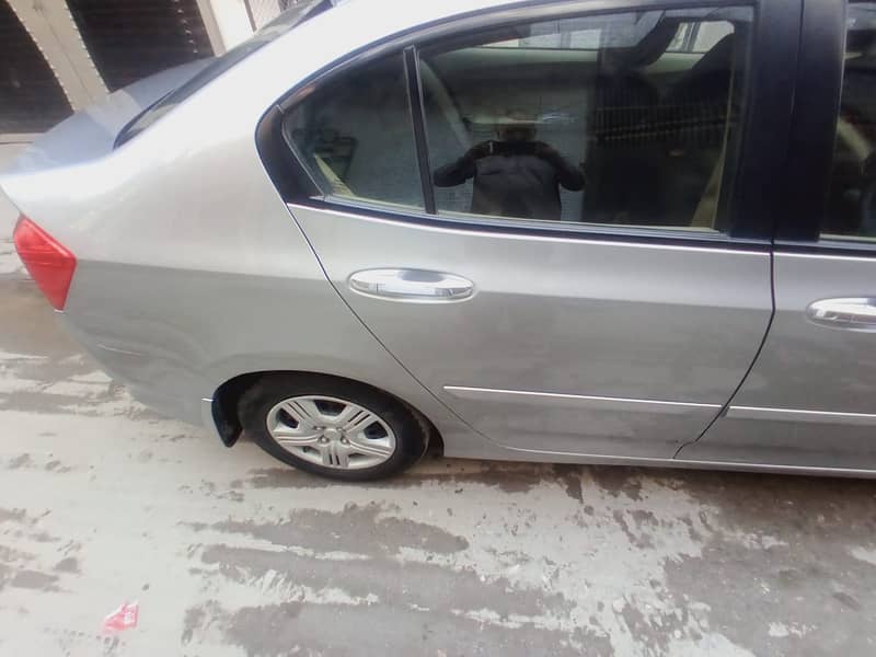 Honda City IVTEC 2018 mint condition 15