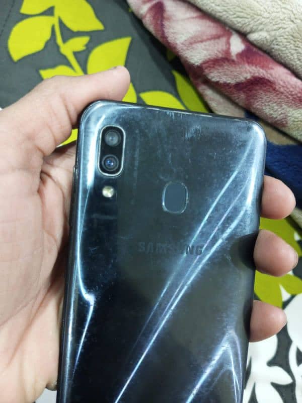 Samsung A30 4/64 Official PTA All okay 03172914918 3