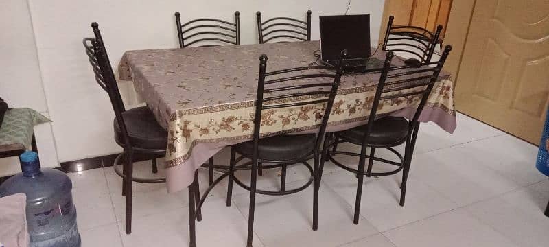 Dining Table. Top Glass with 6 chair's 3