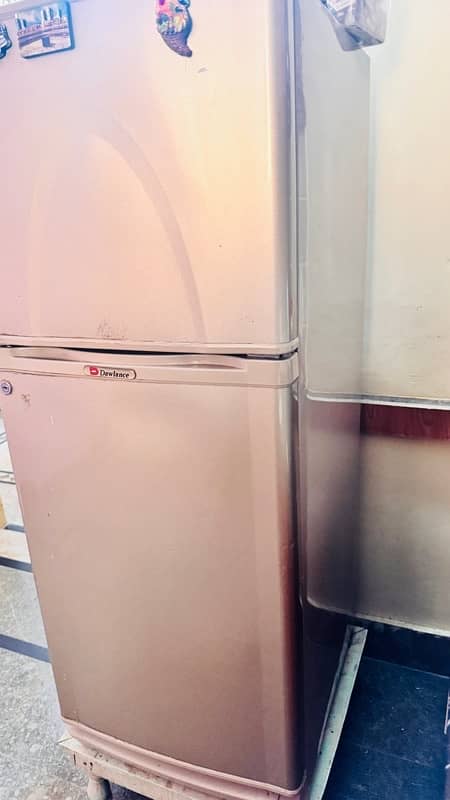 Dowlance Fridge /Freezer / Refrigerator 0