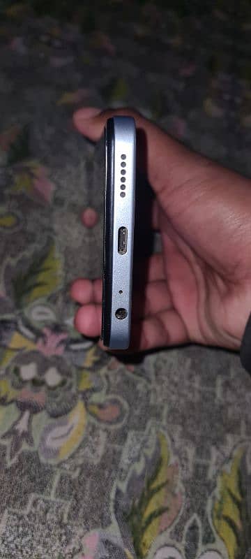 infinix smart 8 4 64 full lush ha urgent sale 1