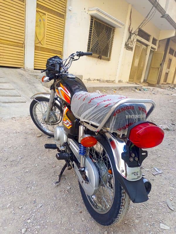 Honda 125 6