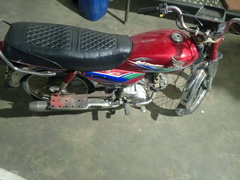 Honda CD 70 condition 8/10 3