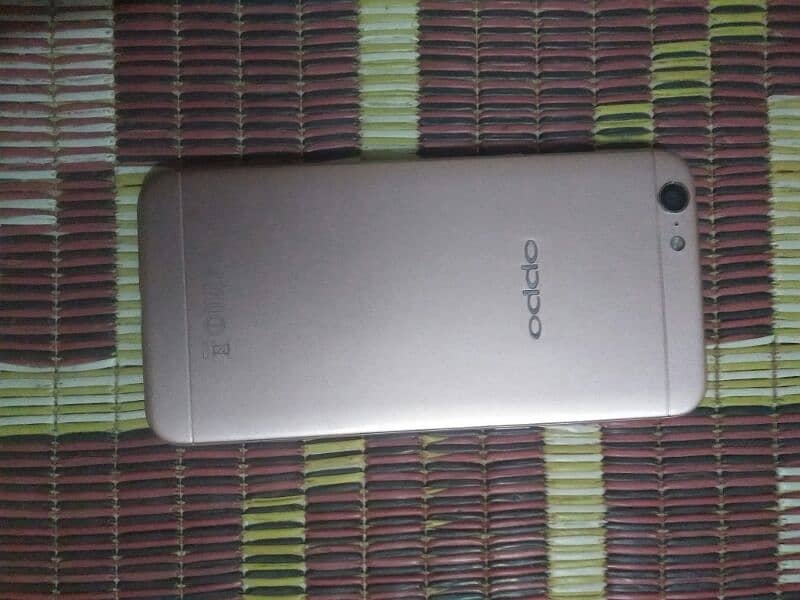 OPPO A57 MOBILE 1