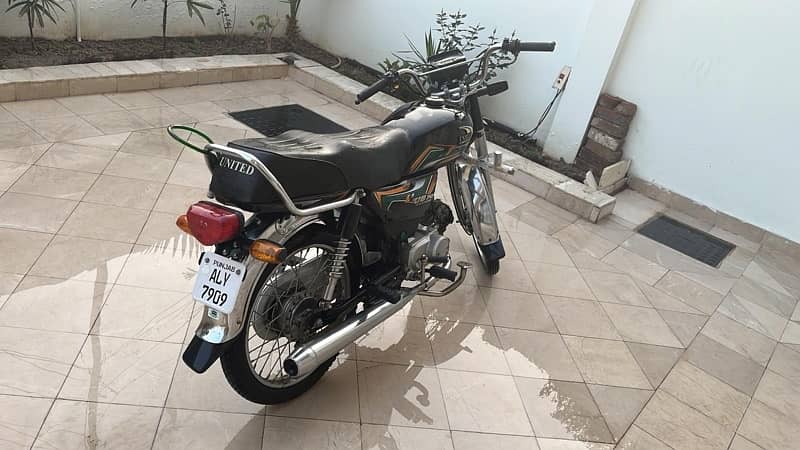 United 70cc Manual Motorbike Brand New 2