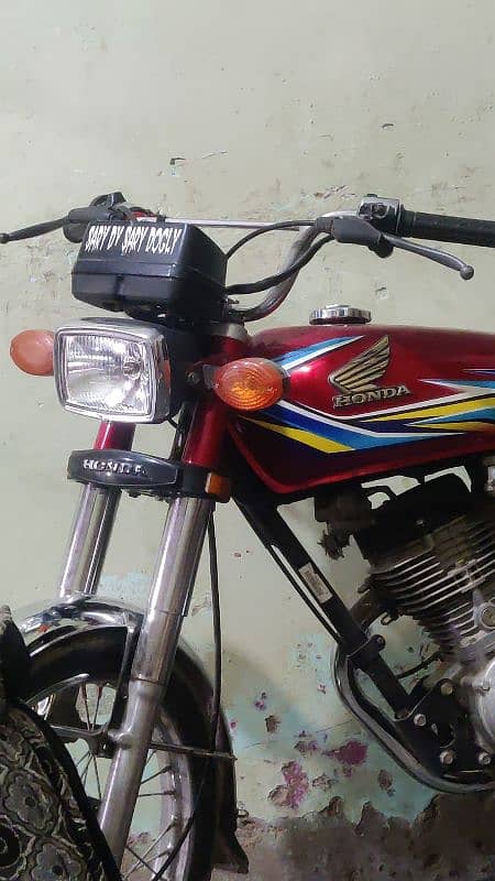 cg honda 125  red colour 1