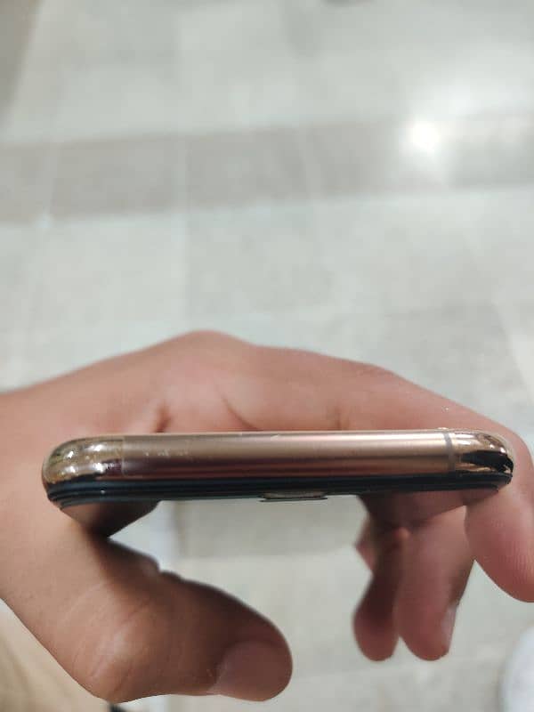 iphone xs 5