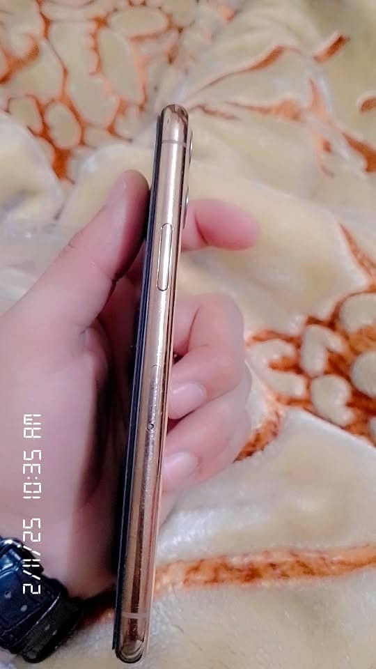 Apple iPhone 11 Pro 2