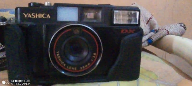 vintage camera 0